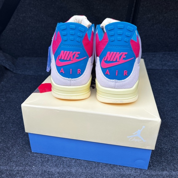 Union Jordan 4 - Picture 4 of 9